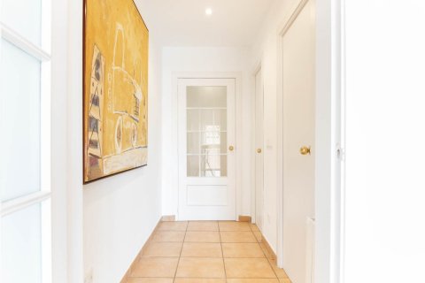 Купить квартиру в Сан-Кугат-дель-Вальес, Испания с 4 комнаты, № 1488 - фото 29