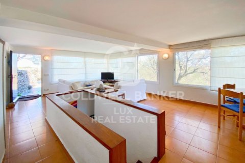 Купить дом в Кадакес, Испания с 12 спален, 420м², № 5934 - фото 24