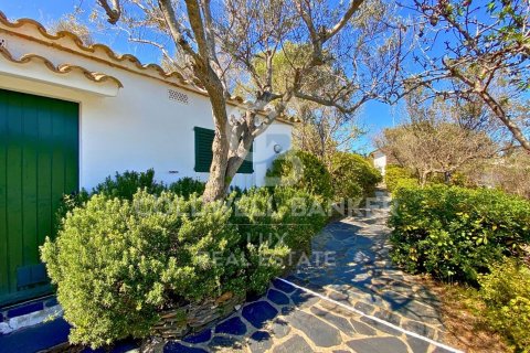 Купить дом в Кадакес, Испания с 12 спален, 420м², № 5934 - фото 22