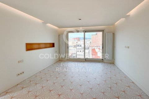 3 bedrooms penthouse for sale in Barcelona, Catalonia, Spain № 5931 - photo 11