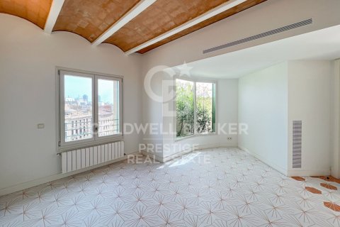 3 bedrooms penthouse for sale in Barcelona, Catalonia, Spain № 5931 - photo 9