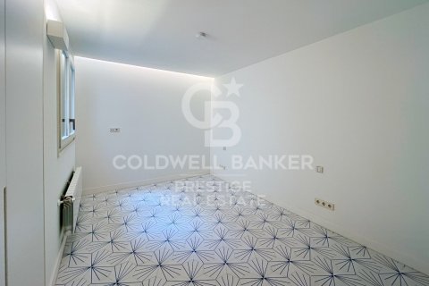 2 bedrooms apartment for sale in Barcelona, Catalonia, Spain № 5932 - photo 5