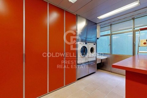 4 bedrooms apartment for sale in Barcelona, Catalonia, Spain № 5935 - photo 22