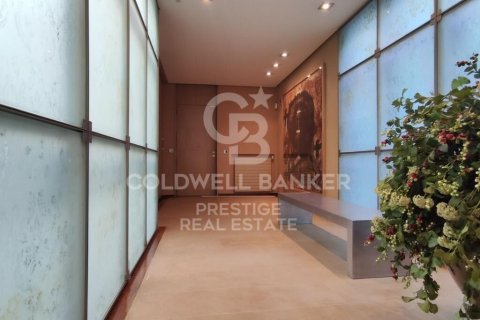 4 bedrooms apartment for sale in Barcelona, Catalonia, Spain № 5935 - photo 9