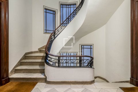 6 chambres apartment à vendre à Barcelona, Catalonia, Spain № 4334 - photo 30