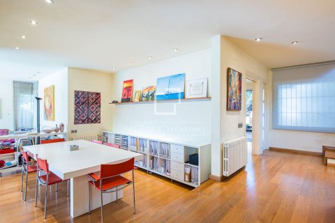 6 bedrooms villa for sale in Sant Cugat Del Valles, Barcelona, Catalonia, Spain № 6369 - photo 15