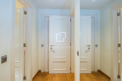 6 bedrooms villa for sale in Sant Cugat Del Valles, Barcelona, Catalonia, Spain № 6369 - photo 10