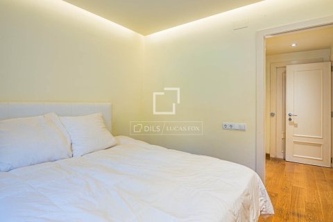 6 bedrooms villa for sale in Sant Cugat Del Valles, Barcelona, Catalonia, Spain № 6369 - photo 9