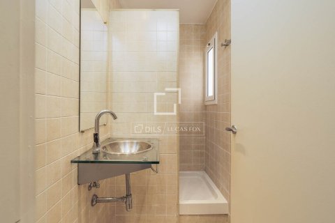 Купить квартиру в Барселона, Испания с 2 спальни, 63м², № 6374 - фото 21