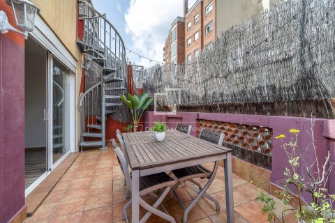 Купить квартиру в Барселона, Испания с 2 спальни, 63м², № 6374 - фото 4