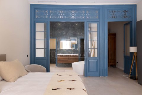 5 bedrooms villa for sale in El Masnou, Barcelona, Catalonia, Spain № 6372 - photo 17