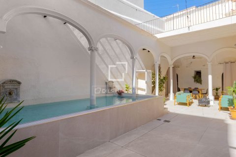 5 bedrooms villa for sale in El Masnou, Barcelona, Catalonia, Spain № 6372 - photo 11