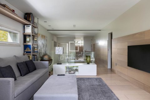 6 bedrooms villa for sale in Barcelona, Catalonia, Spain № 6368 - photo 27