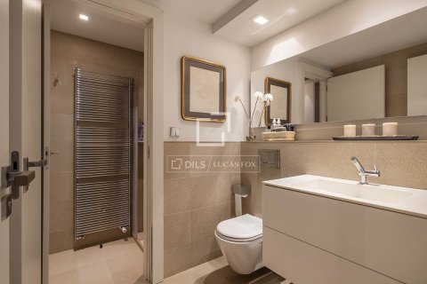 6 bedrooms villa for sale in Barcelona, Catalonia, Spain № 6368 - photo 20