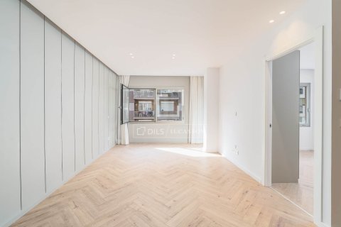 3 bedrooms apartment for sale in Barcelona, Catalonia, Spain № 6370 - photo 30