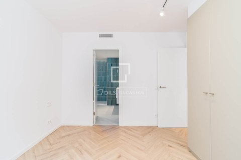 3 bedrooms apartment for sale in Barcelona, Catalonia, Spain № 6370 - photo 6