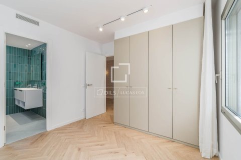 3 bedrooms apartment for sale in Barcelona, Catalonia, Spain № 6370 - photo 7