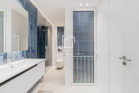 3 bedrooms apartment for sale in Barcelona, Catalonia, Spain № 6370 - photo 16