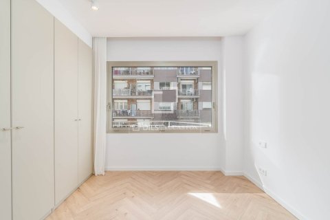 3 bedrooms apartment for sale in Barcelona, Catalonia, Spain № 6370 - photo 4