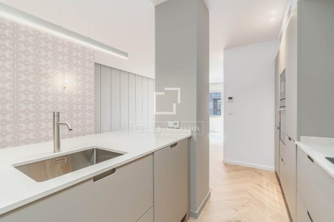 3 bedrooms apartment for sale in Barcelona, Catalonia, Spain № 6370 - photo 10