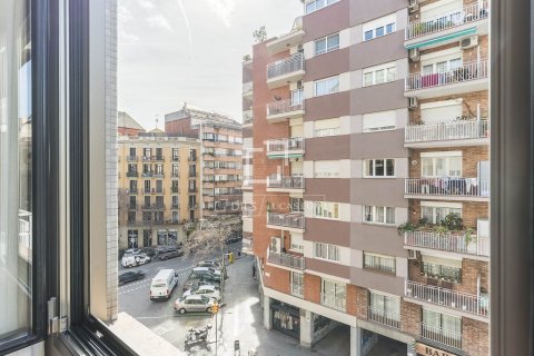 3 bedrooms apartment for sale in Barcelona, Catalonia, Spain № 6370 - photo 24