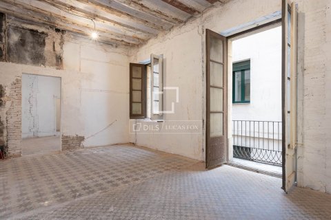 Apartamento de 5 dormitorios en venta en Barcelona, Cataluña, Spain № 4411 - foto 21