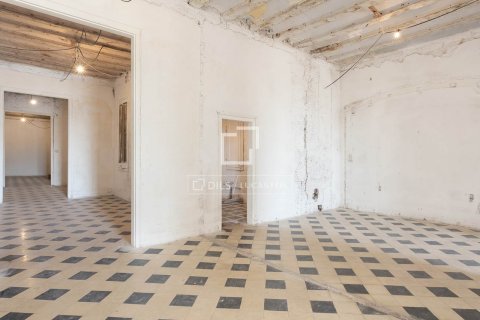 Apartamento de 5 dormitorios en venta en Barcelona, Cataluña, Spain № 4411 - foto 12