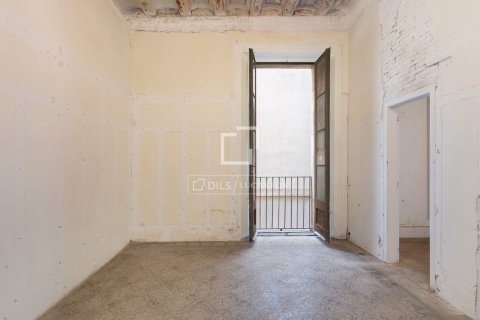 Apartamento de 5 dormitorios en venta en Barcelona, Cataluña, Spain № 4411 - foto 24