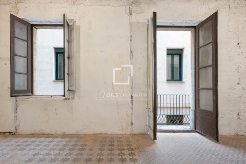 Apartamento de 5 dormitorios en venta en Barcelona, Cataluña, Spain № 4411 - foto 20