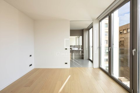 4 bedrooms apartment for sale in Barcelona, Catalonia, Spain № 4415 - photo 24