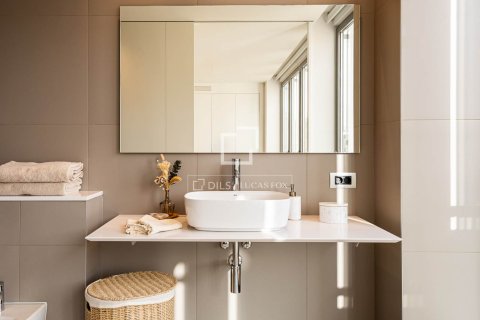 4 bedrooms apartment for sale in Barcelona, Catalonia, Spain № 4415 - photo 26