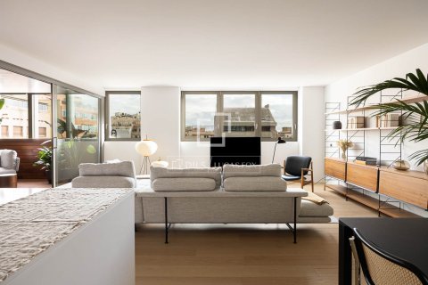 4 bedrooms apartment for sale in Barcelona, Catalonia, Spain № 4415 - photo 19