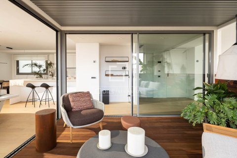 4 bedrooms apartment for sale in Barcelona, Catalonia, Spain № 4415 - photo 11