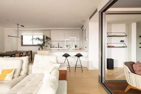 4 bedrooms apartment for sale in Barcelona, Catalonia, Spain № 4415 - photo 12