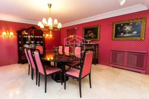 Купить таунхаус в Гава, Испания с 6 спален, 500м², № 1007 - фото 9