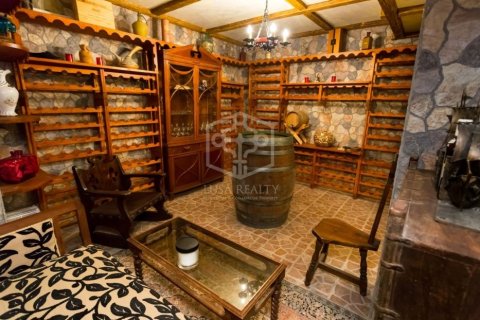 Купить виллу в Гава, Испания с 6 спален, 500м², № 1006 - фото 28