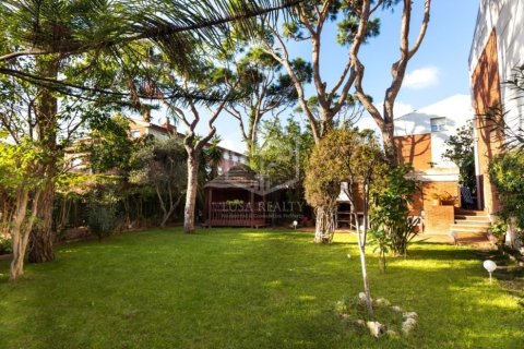 Купить виллу в Гава, Испания с 6 спален, 500м², № 1006 - фото 30