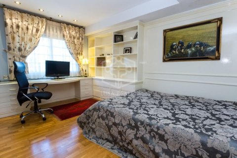 Купить виллу в Гава, Испания с 6 спален, 500м², № 1006 - фото 19