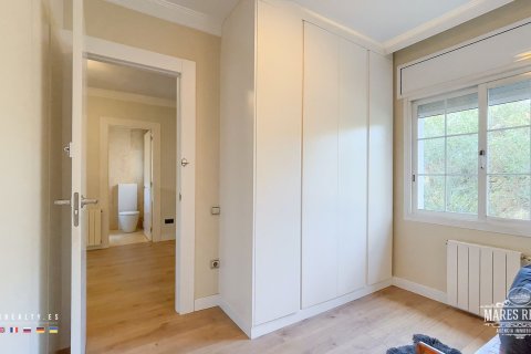 Купить виллу в Льорет-де-Мар, Испания с 5 спален, 466м², № 1004 - фото 9