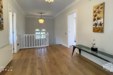 Купить виллу в Льорет-де-Мар, Испания с 5 спален, 466м², № 1004 - фото 15