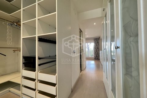 Снять в аренду квартиру в Гава, Испания с 3 спальни, 150м², № 1108 - фото 20