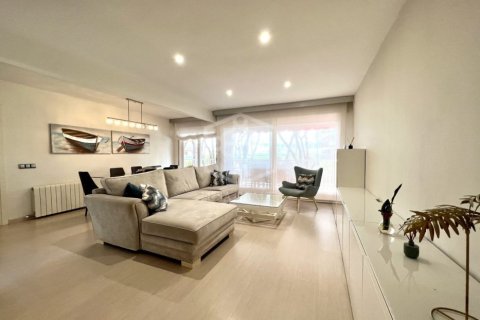 Снять в аренду квартиру в Гава, Испания с 3 спальни, 150м², № 1108 - фото 9