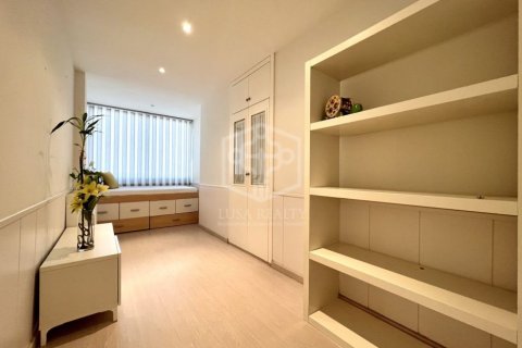 Снять в аренду квартиру в Гава, Испания с 3 спальни, 150м², № 1108 - фото 17