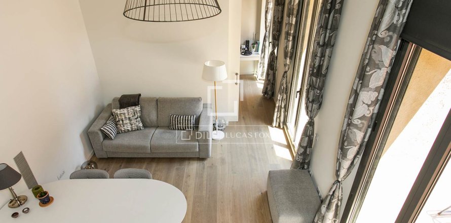 Apartamento de 2 dormitorios en venta en Barcelona, Cataluña, Spain № 6653