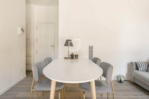 Apartamento de 2 dormitorios en venta en Barcelona, Cataluña, Spain № 6653 - foto 8