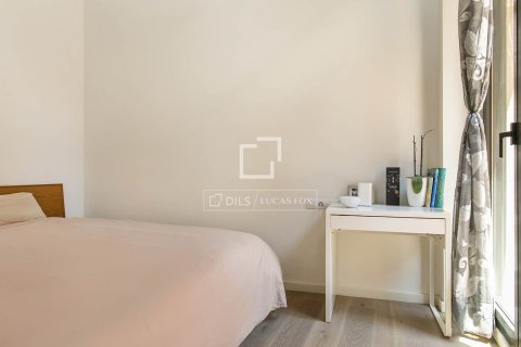 Apartamento de 2 dormitorios en venta en Barcelona, Cataluña, Spain № 6653 - foto 22