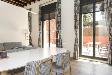 Apartamento de 2 dormitorios en venta en Barcelona, Cataluña, Spain № 6653 - foto 6