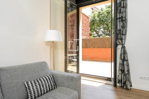Apartamento de 2 dormitorios en venta en Barcelona, Cataluña, Spain № 6653 - foto 10