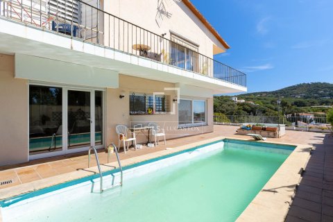 7 bedrooms villa for sale in Cabrils, Barcelona, Catalonia, Spain № 6652 - photo 6