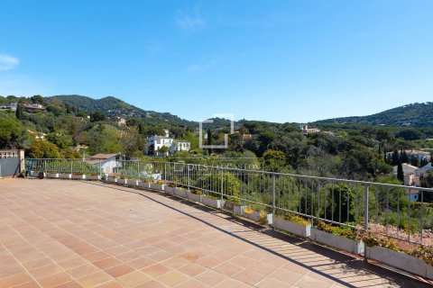 7 bedrooms villa for sale in Cabrils, Barcelona, Catalonia, Spain № 6652 - photo 8